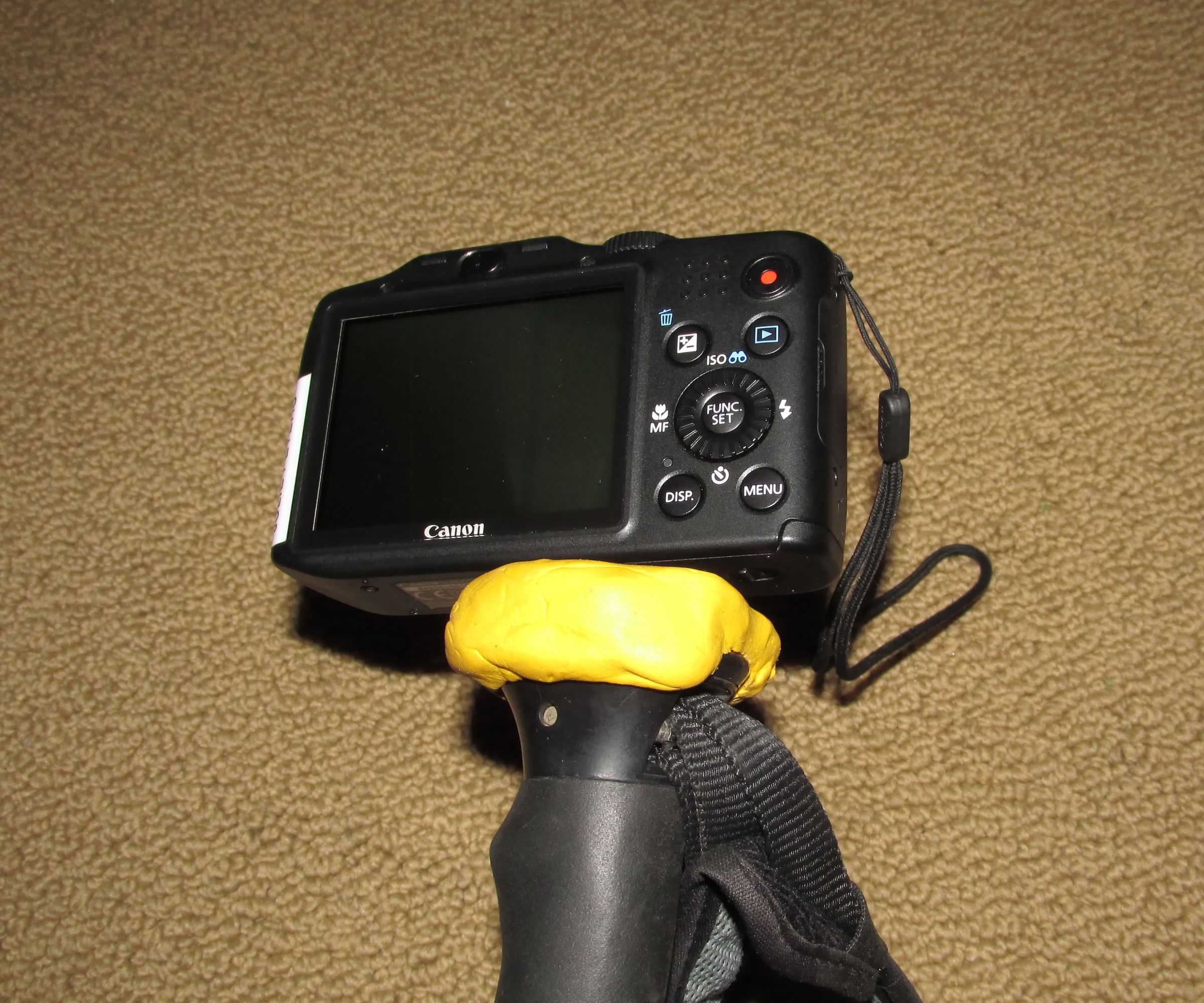 Removeable Sugru Camera Mount