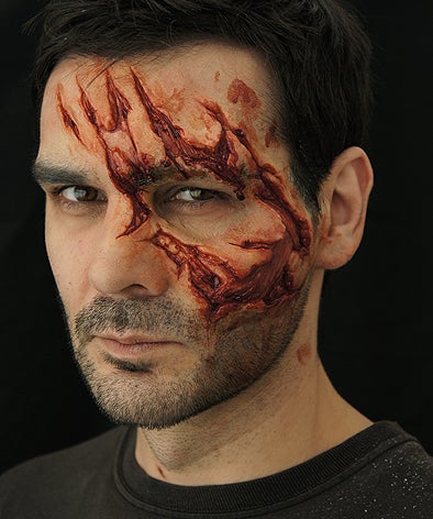 How to Apply a Prosthetic - 3 Minute Video - Instructables