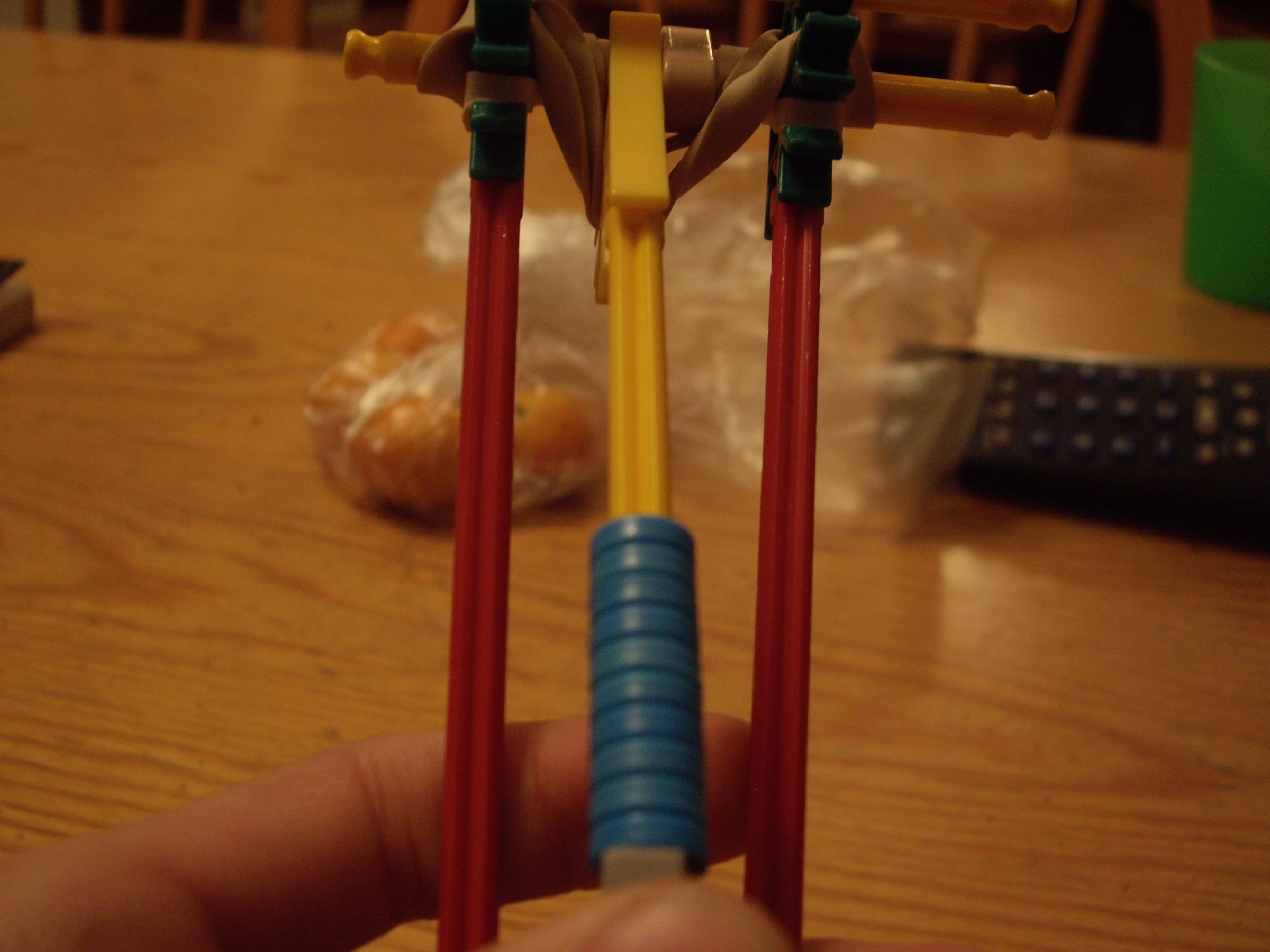 Explosive Knex Knife Thrower