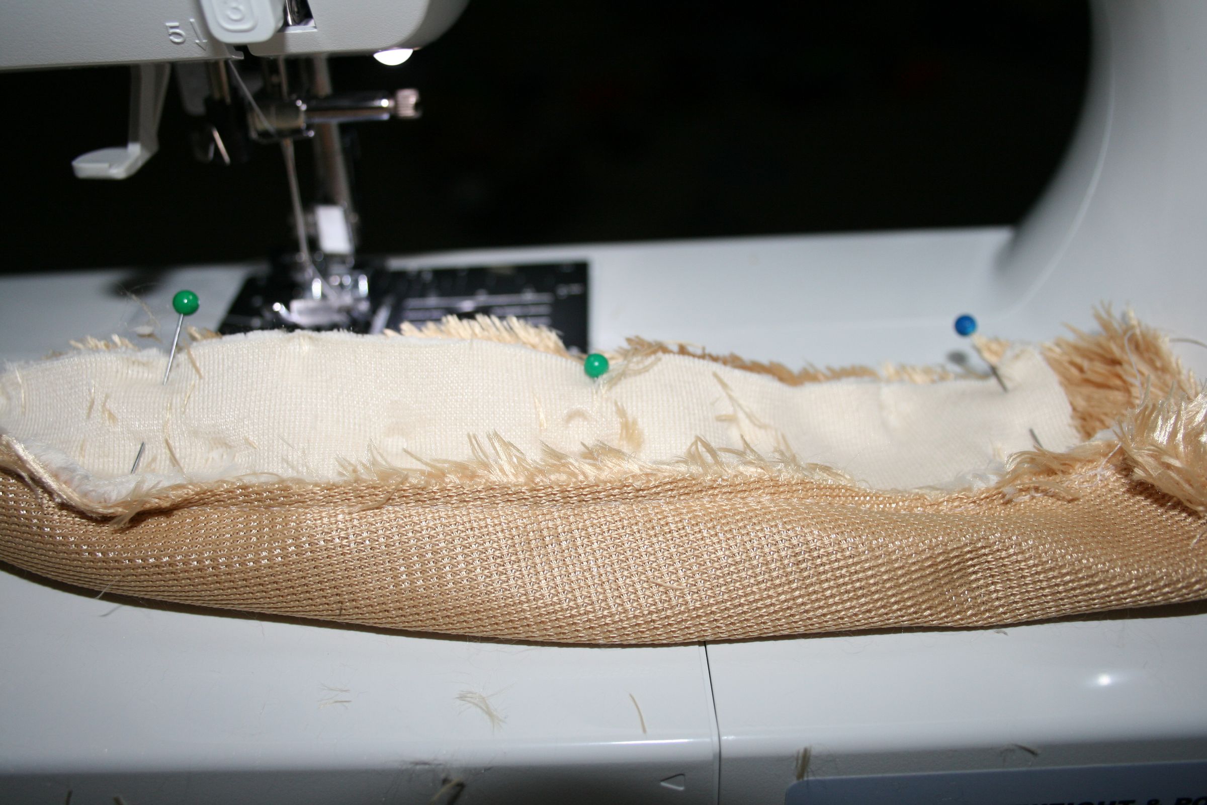 Alien Facehugger Pillow Pet 12 Steps (with Pictures) Instructables