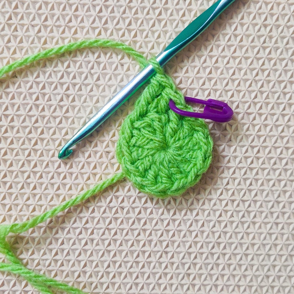 How To Make A Solid Double Crochet Spiral Circle 7 Steps With How To Make A Solid Double Crochet Spiral Circle 7 Steps With