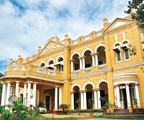 How to Visit Richmond Castle, Kalutara