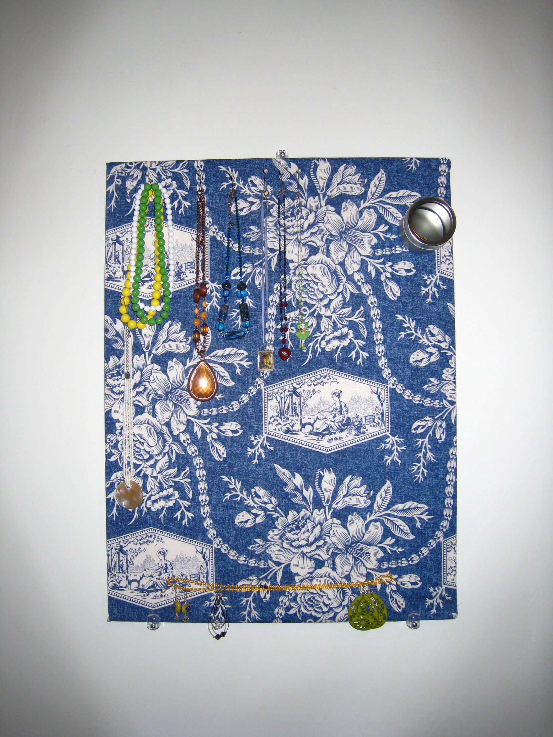 Jewelry Board with Magnetic Accessory Tin