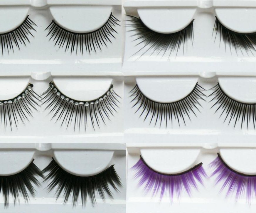 How to Apply False Lashes