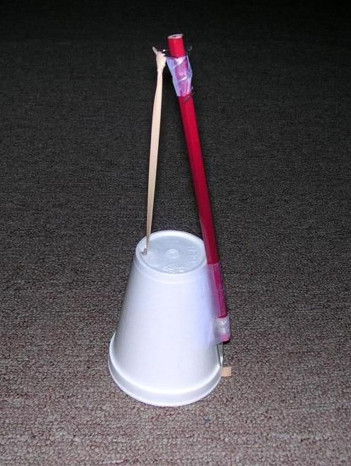 Miniature Washtub Bass Made From Office Supplies!