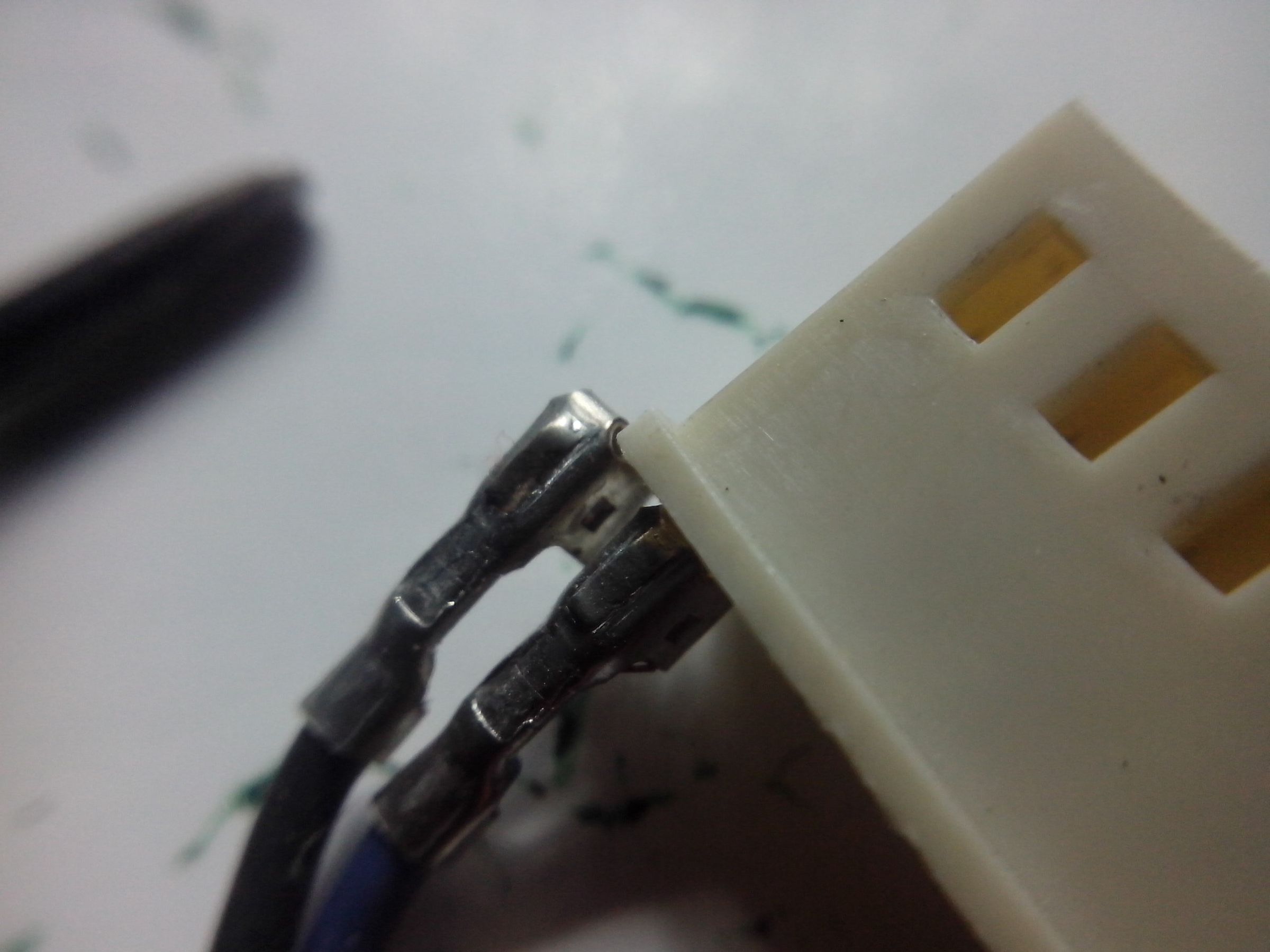 DIY Arduino and Breadboard Jumper Cables From Scrap Electronics 6