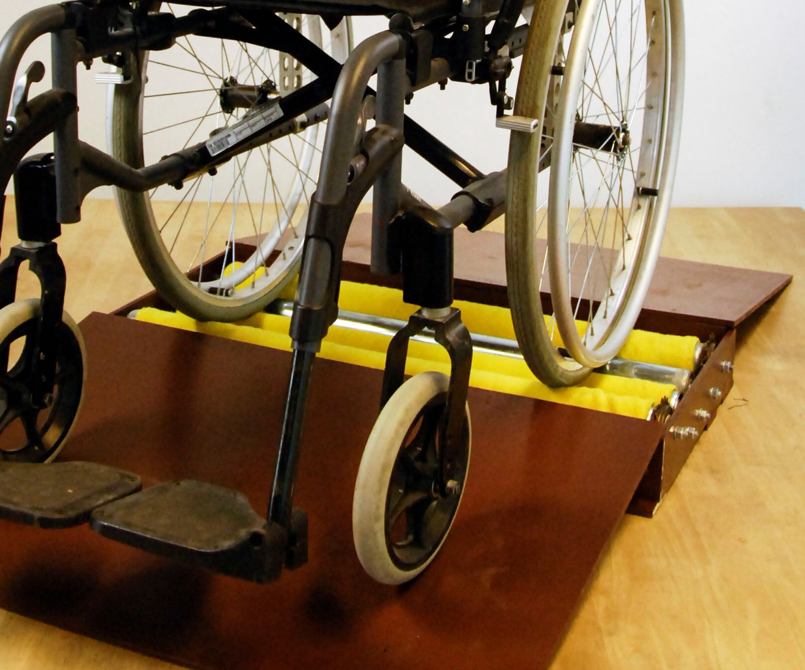 Wheelchair  wheel dryer