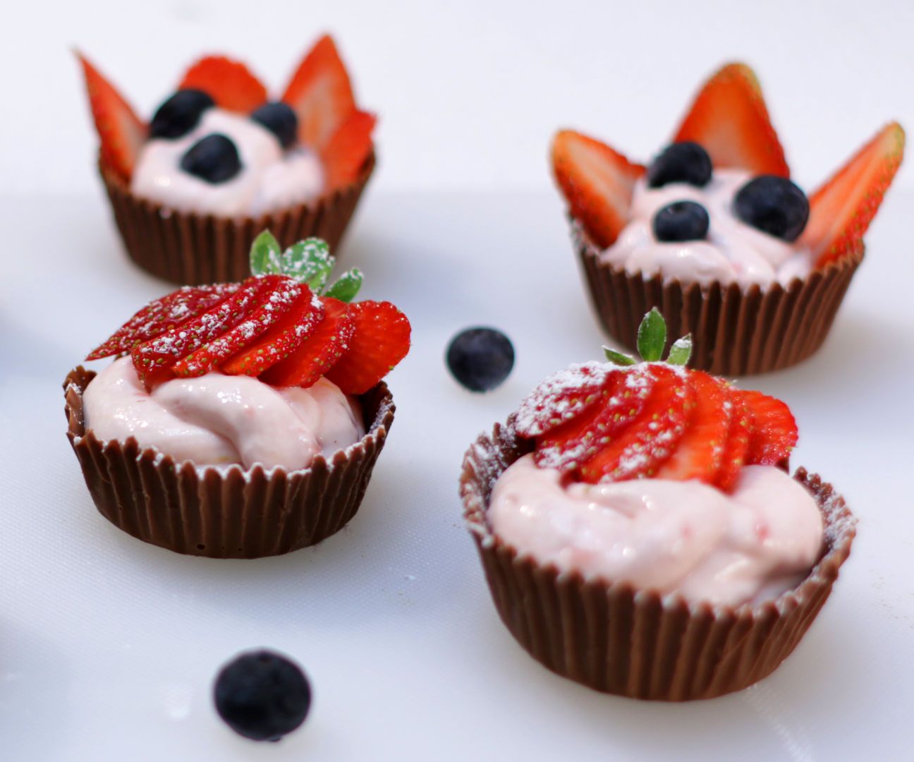 Strawberry Cheesecake Mousse Chocolate Cups