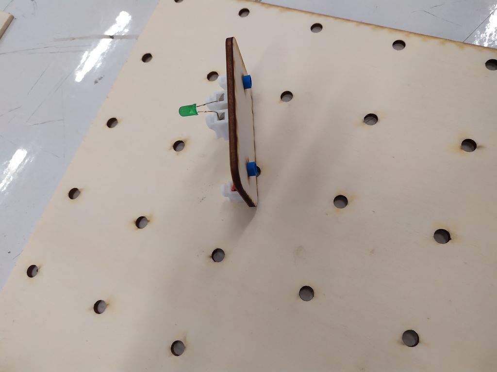 Assembly of the Tiles – Reproduction of the Example Tile: