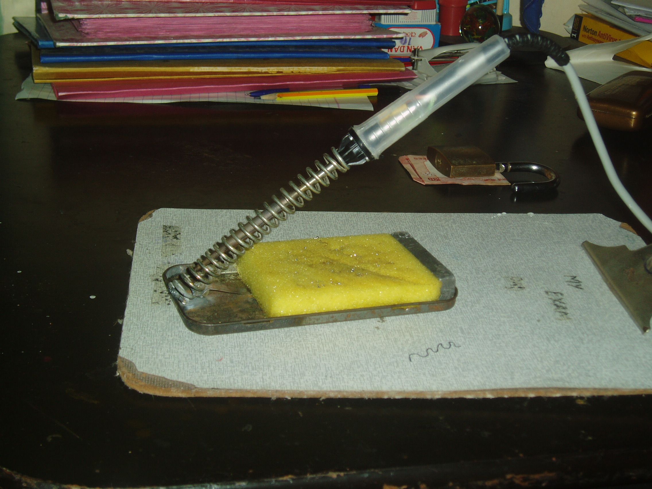 MAKE YOUR OWN SOLDERING STAND AT HOME
