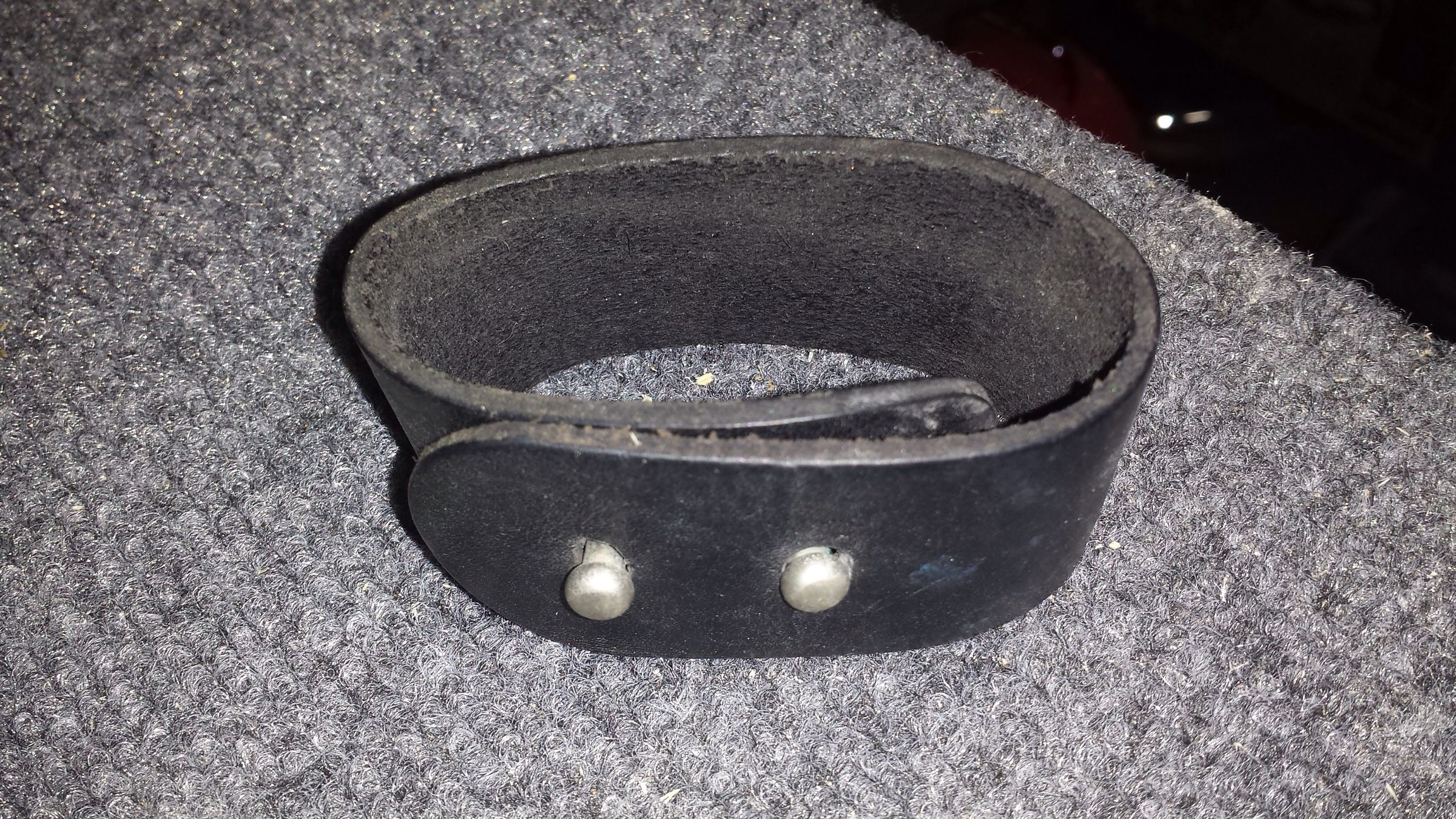 Wristband Magnetic Fastener Holder 