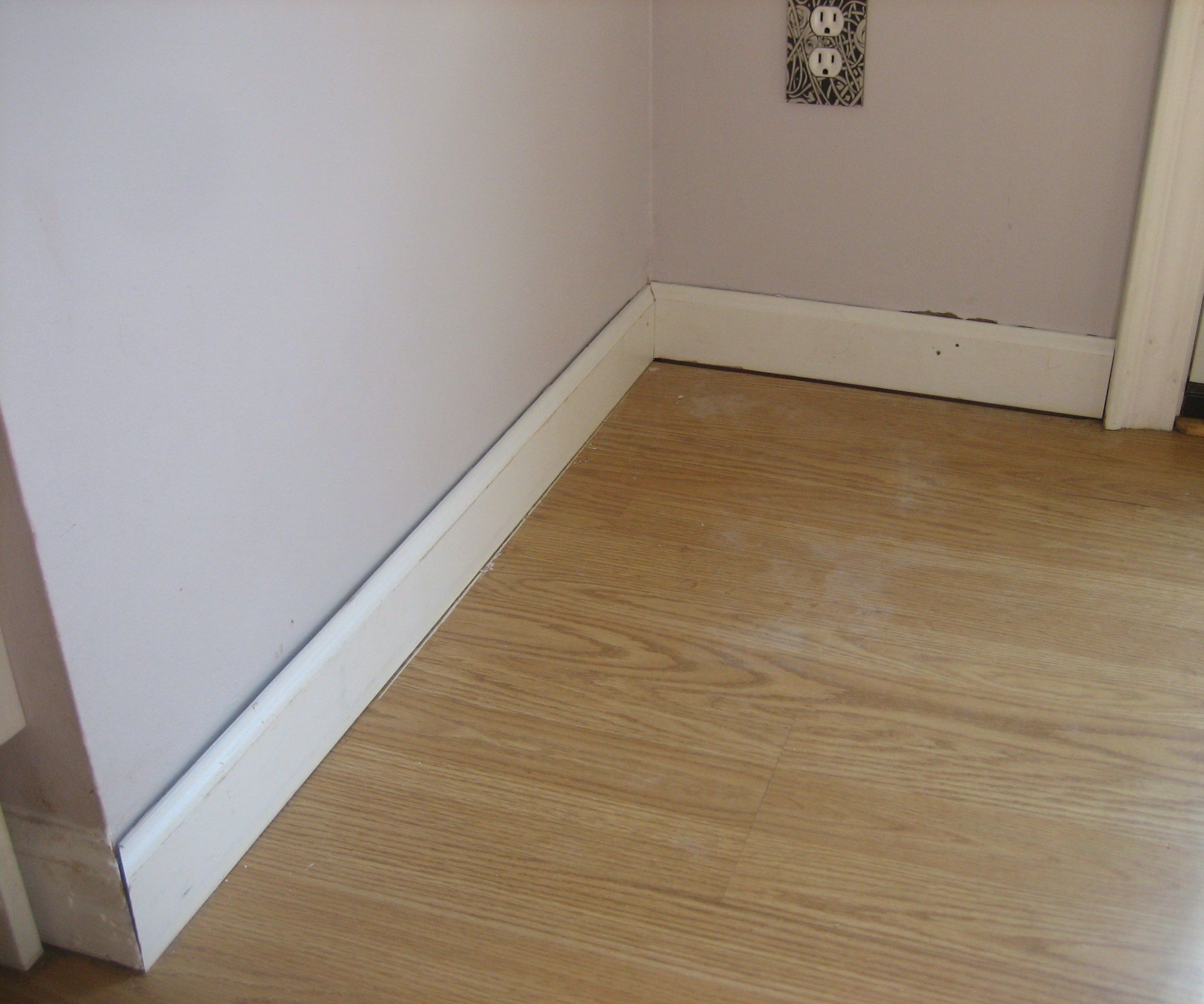 BASEBOARD MOLDING REPAIR