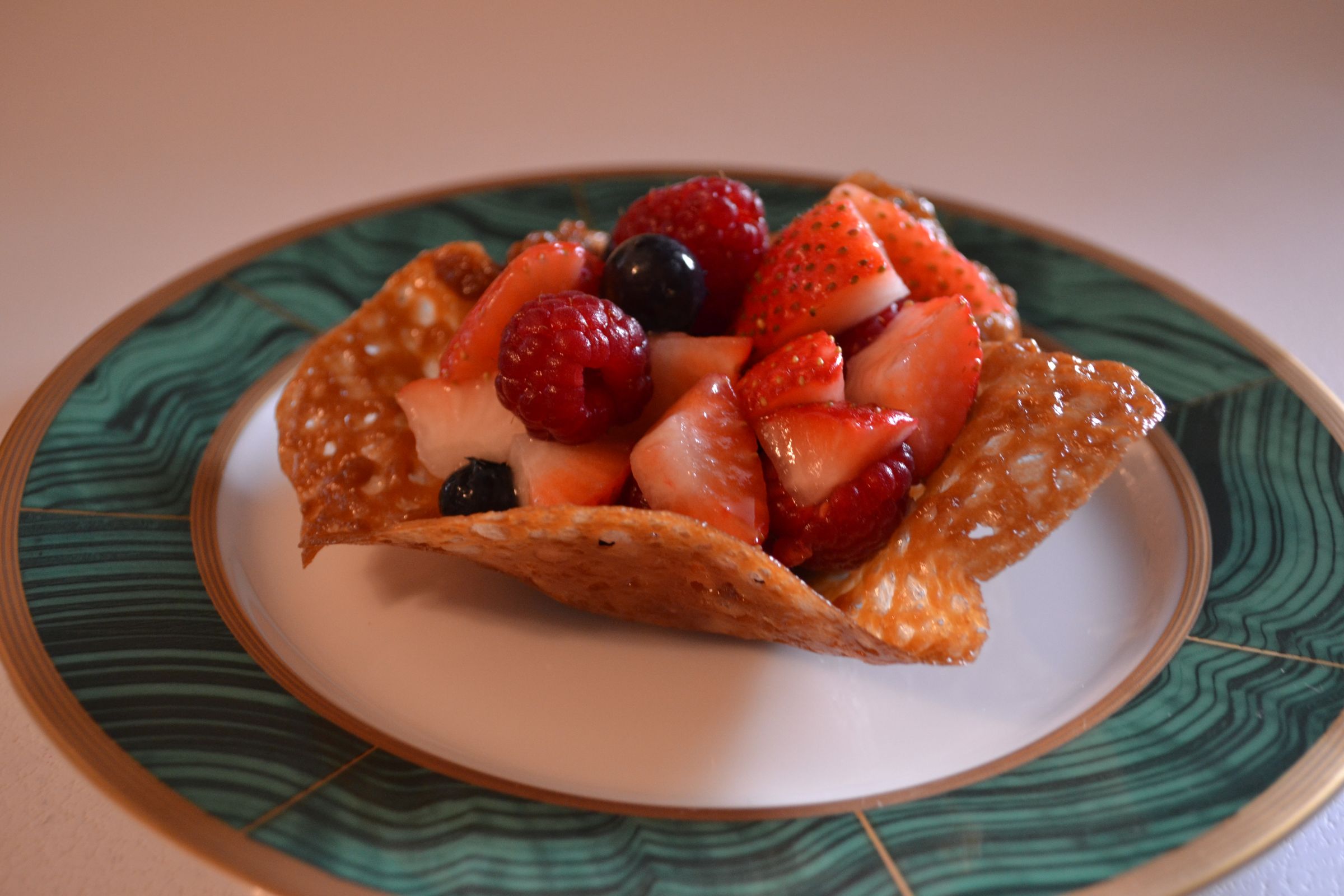 Grand Marnier Marinated Berries in a Sugar Basket 7 Steps (with