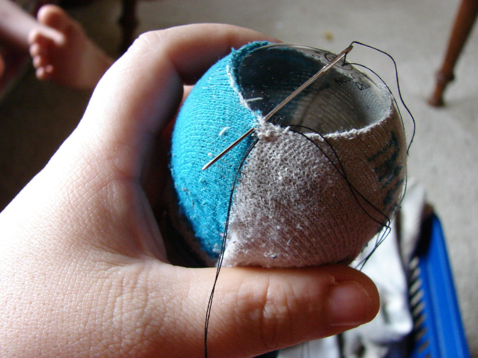How to Mend a Sock 8 Steps (with Pictures) Instructables