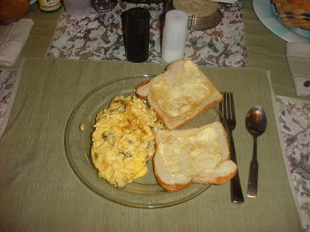 Scrambled Eggs W/cheese and Sausage : 5 Steps - Instructables