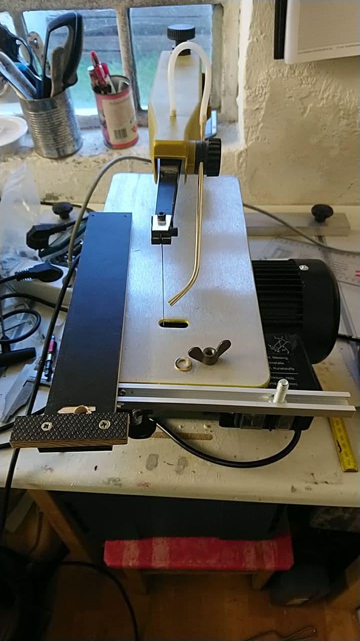 Scroll Saw Parallel Fence 4 Steps (with Pictures) Instructables