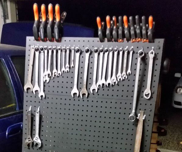 Mobile Peg Board Tool Stand