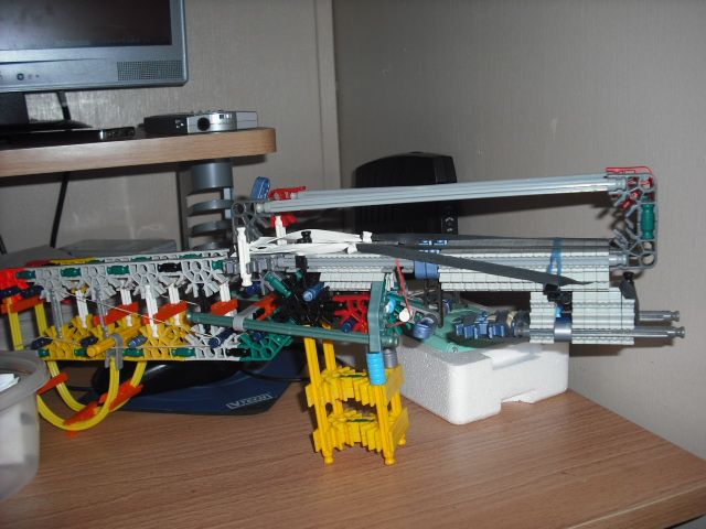 My Knex Gun With Grenade Launcher (mods Wanted)