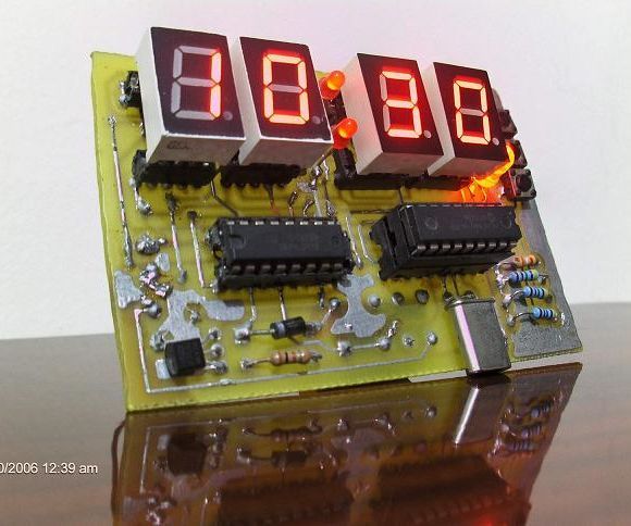 PIC16F84 Digital Clock / Silent Alarm