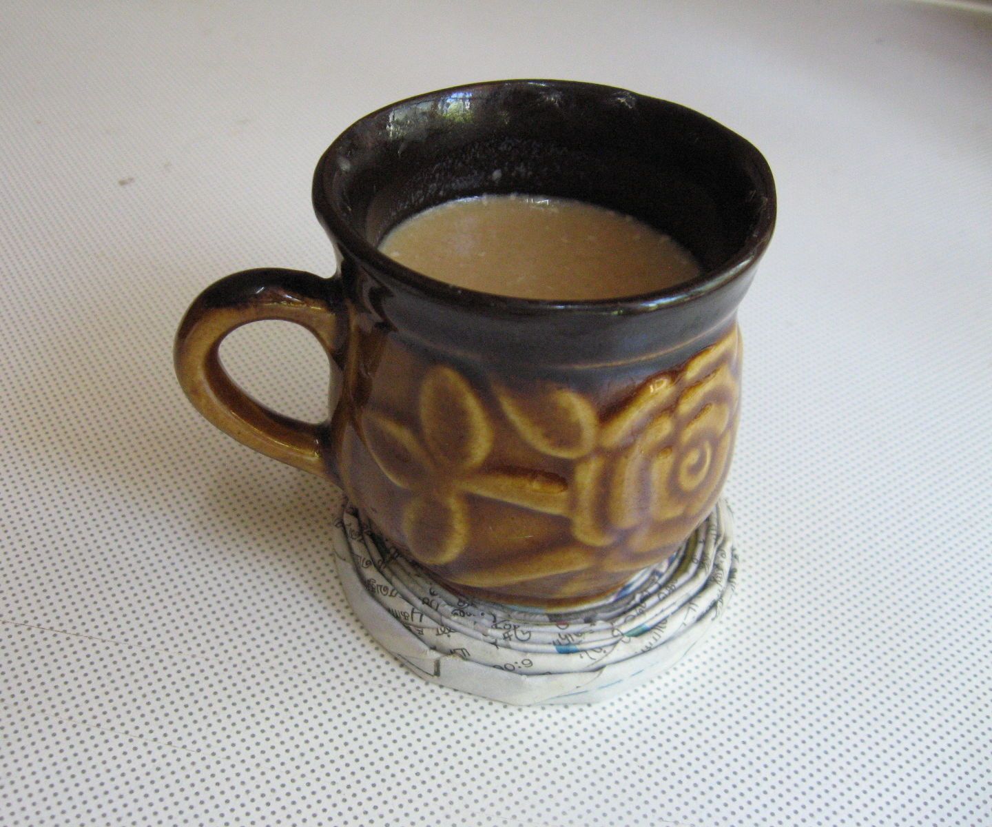 Rolled News Paper Coasters