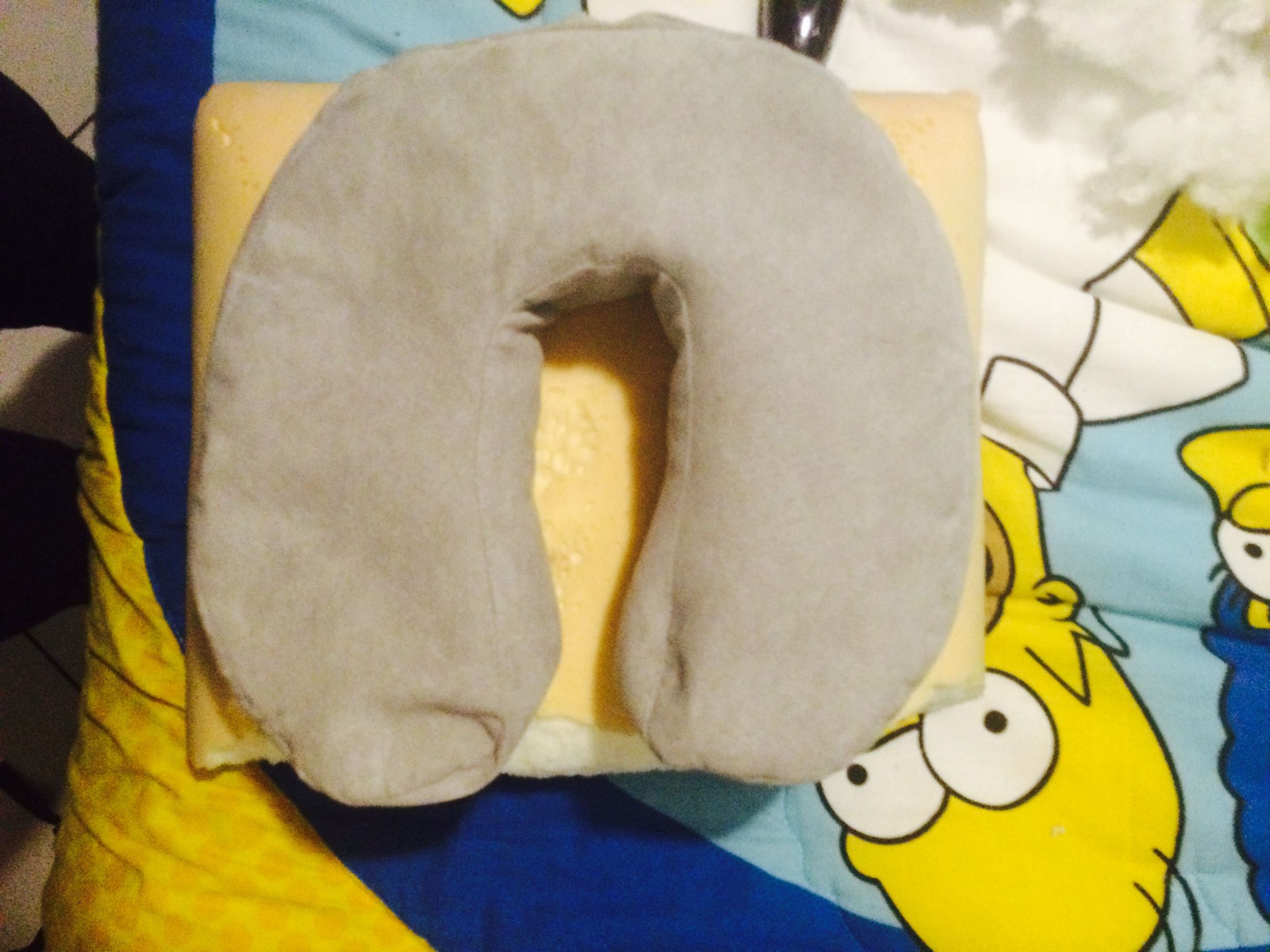 Neck Pillow Hack 3 Steps Instructables