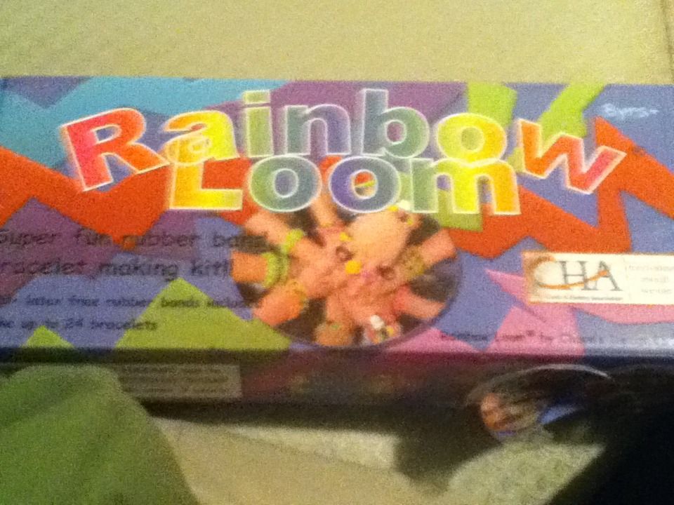 Make a Rainbow Loom Single