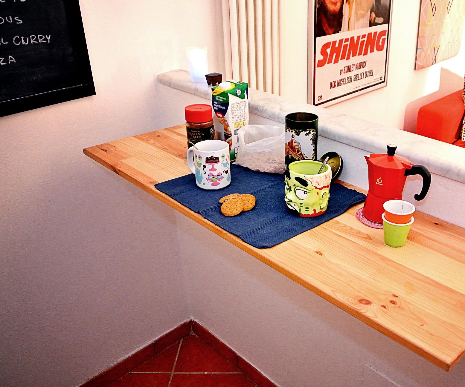 Recycling IKEA INGO into bar standing table in 3 simple steps