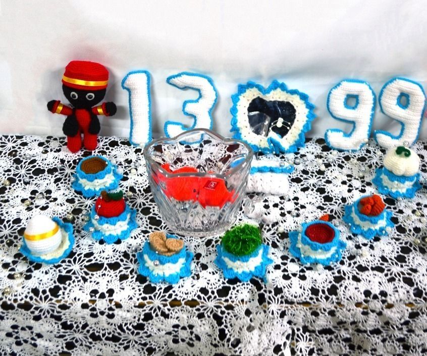 Tiny Traditional Haft Seen