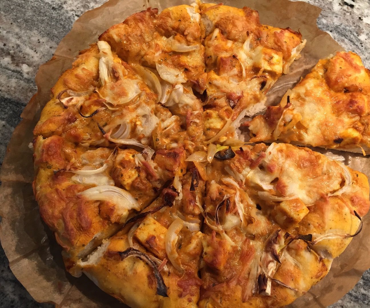 Tandoori Pizza (chicken or Paneer)