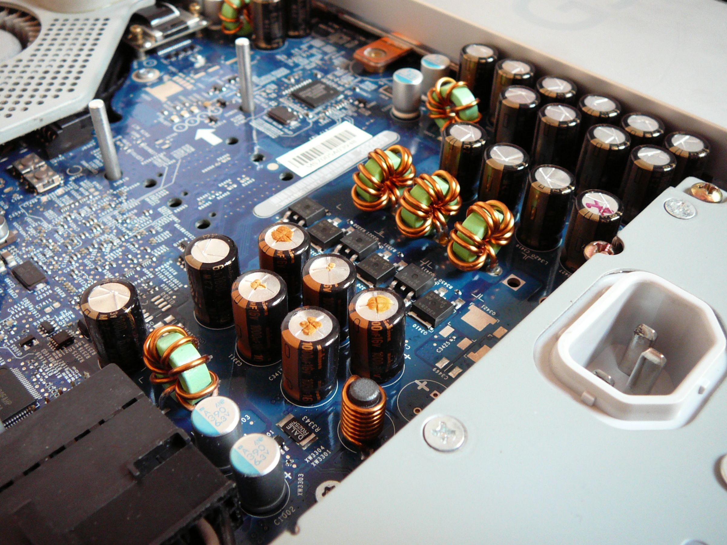 Imac G5 DIY Capacitors Repair