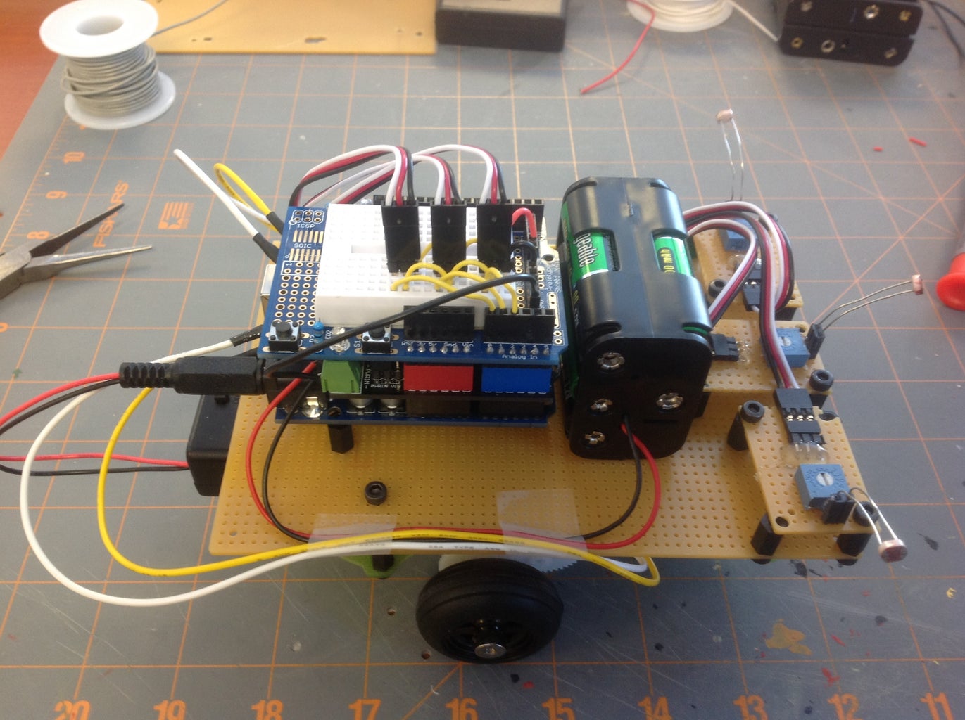 Arduino Light Following Robot : 6 Steps (with Pictures) - Instructables