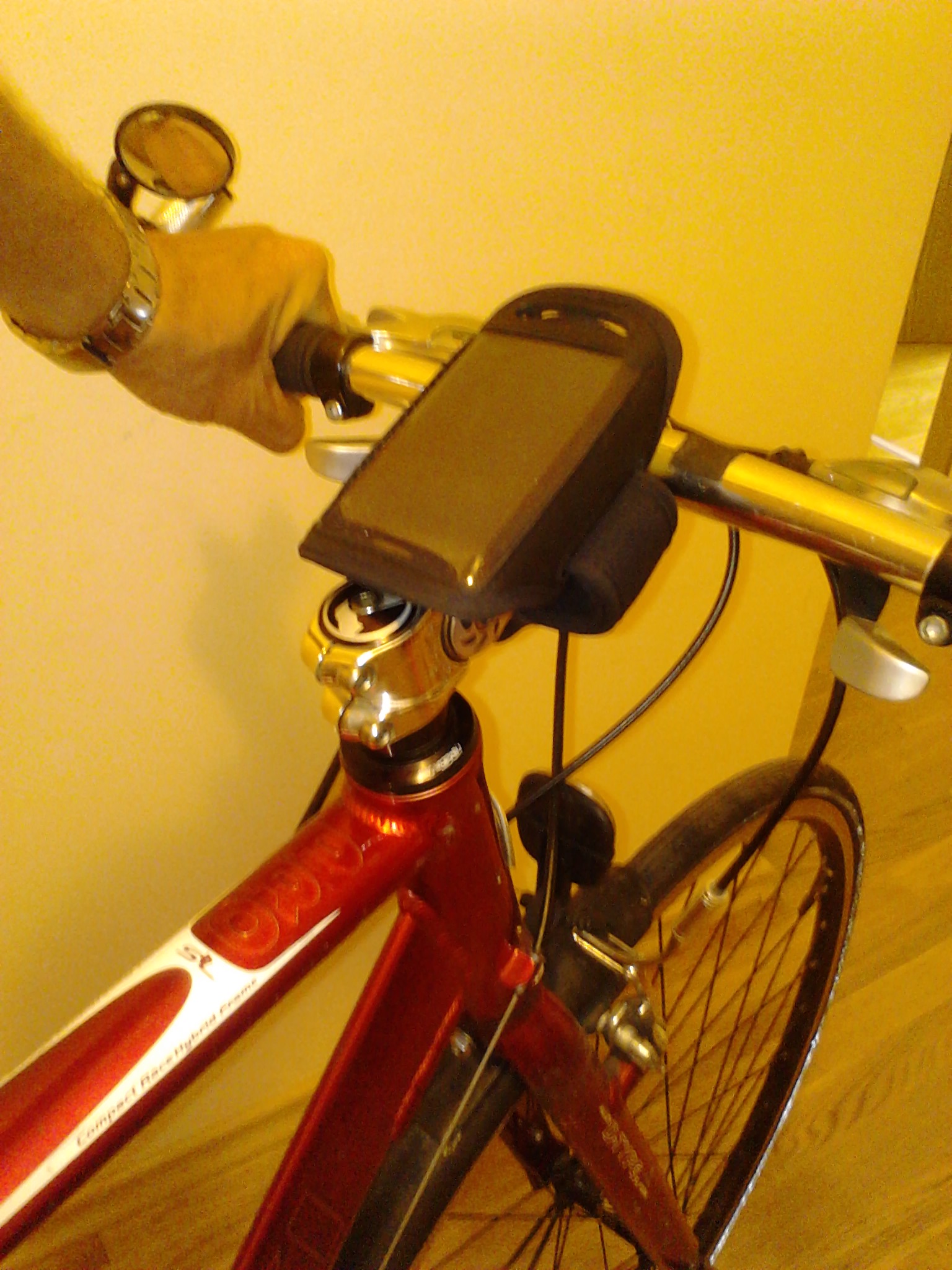 Smartphone Holder for Bicycle