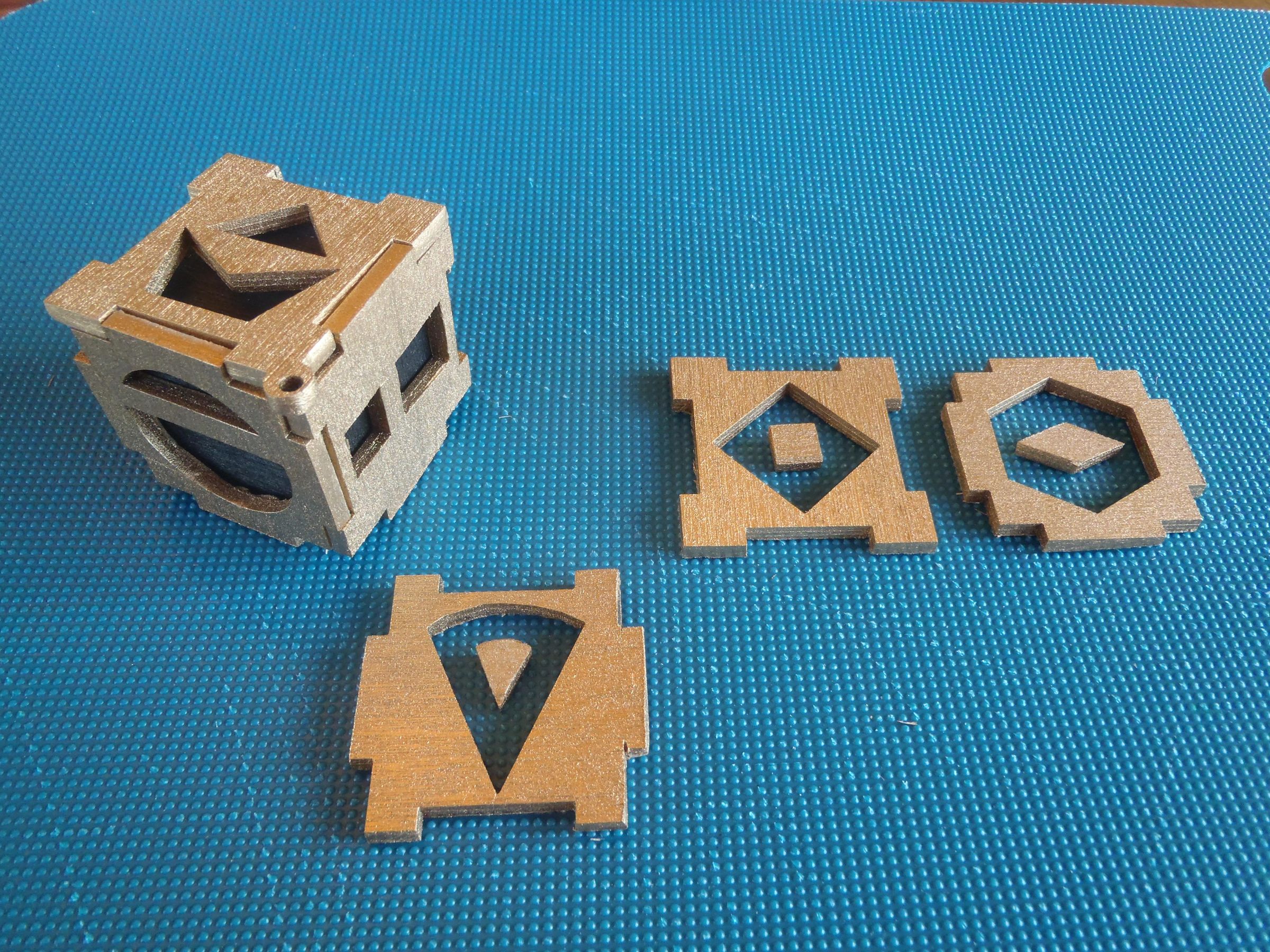 Han Solo Lucky Dice 4 Steps (with Pictures) Instructables