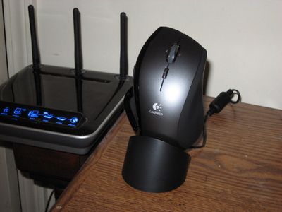 Logitech MX-Revolution Charging Base Accent Lighting 