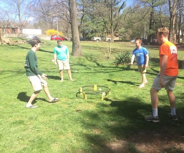 How to Play Spikeball