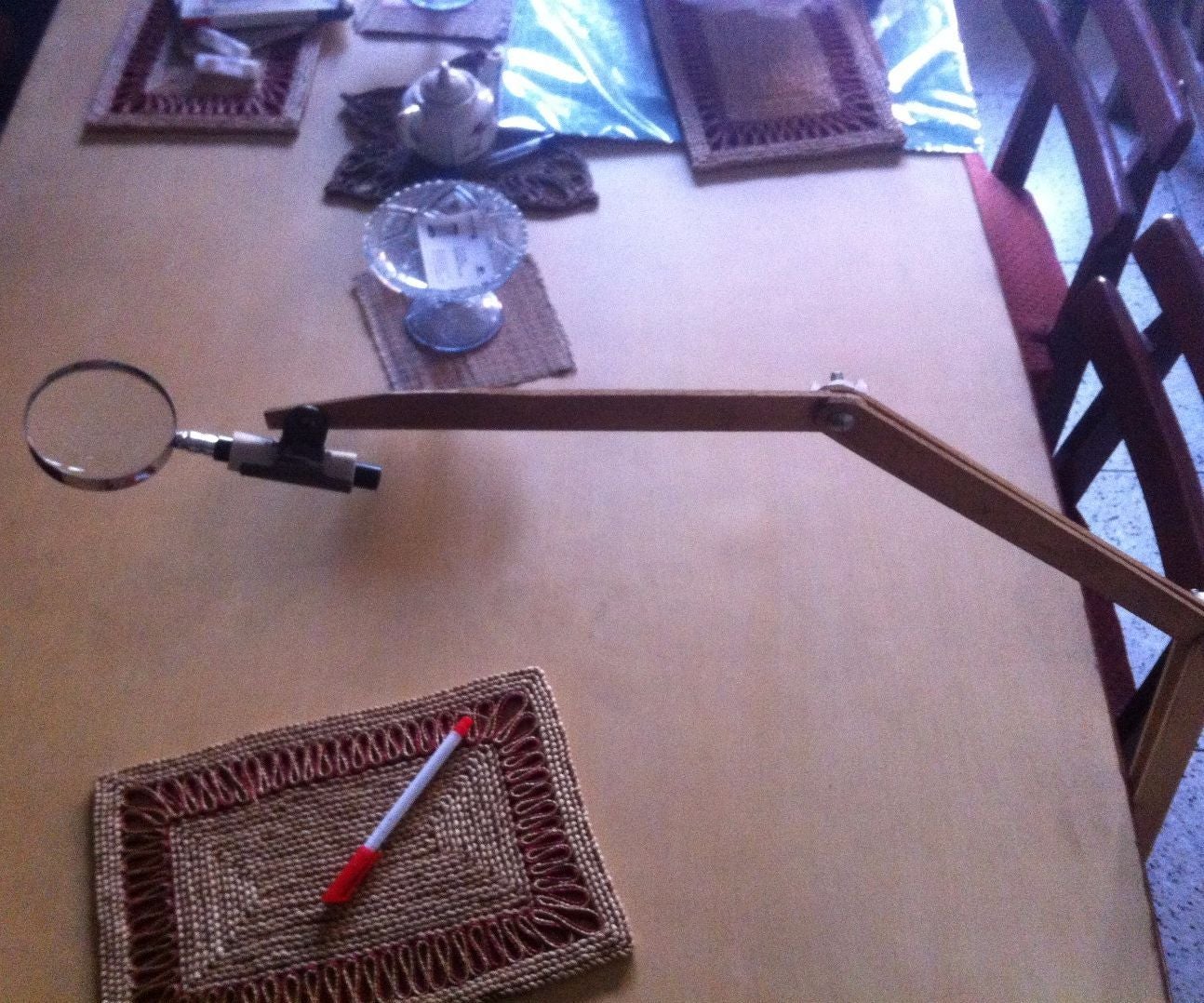 Magnifying Glass Holder : 7 Steps - Instructables