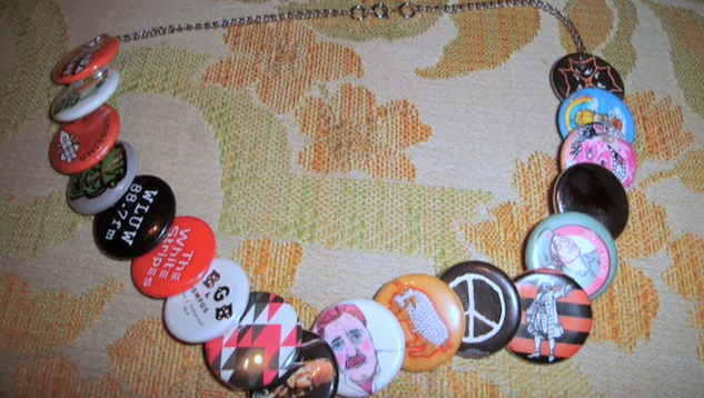 How to Make a Button Necklace