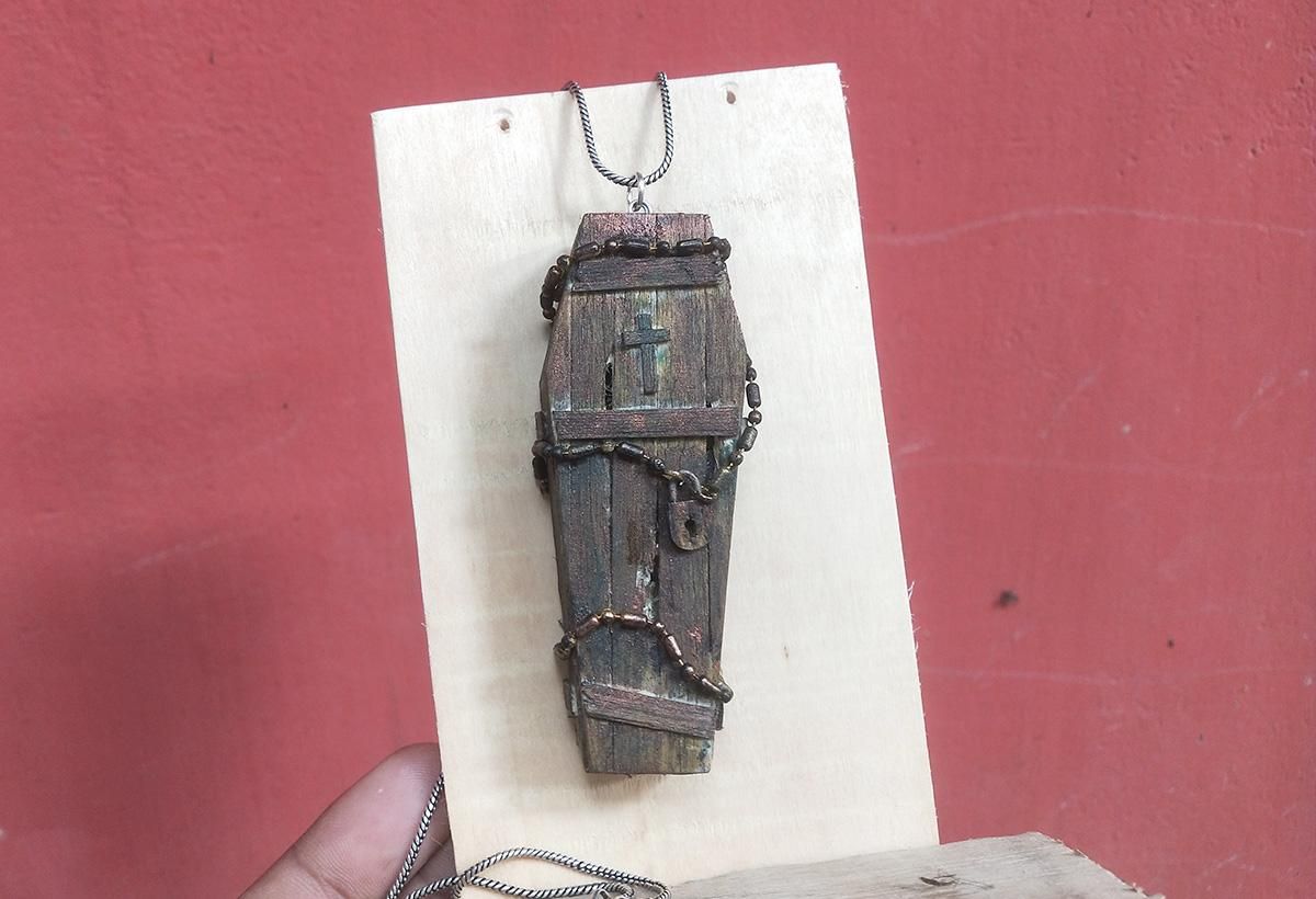 Hex Coffin Neckwear - Pendant main image 0