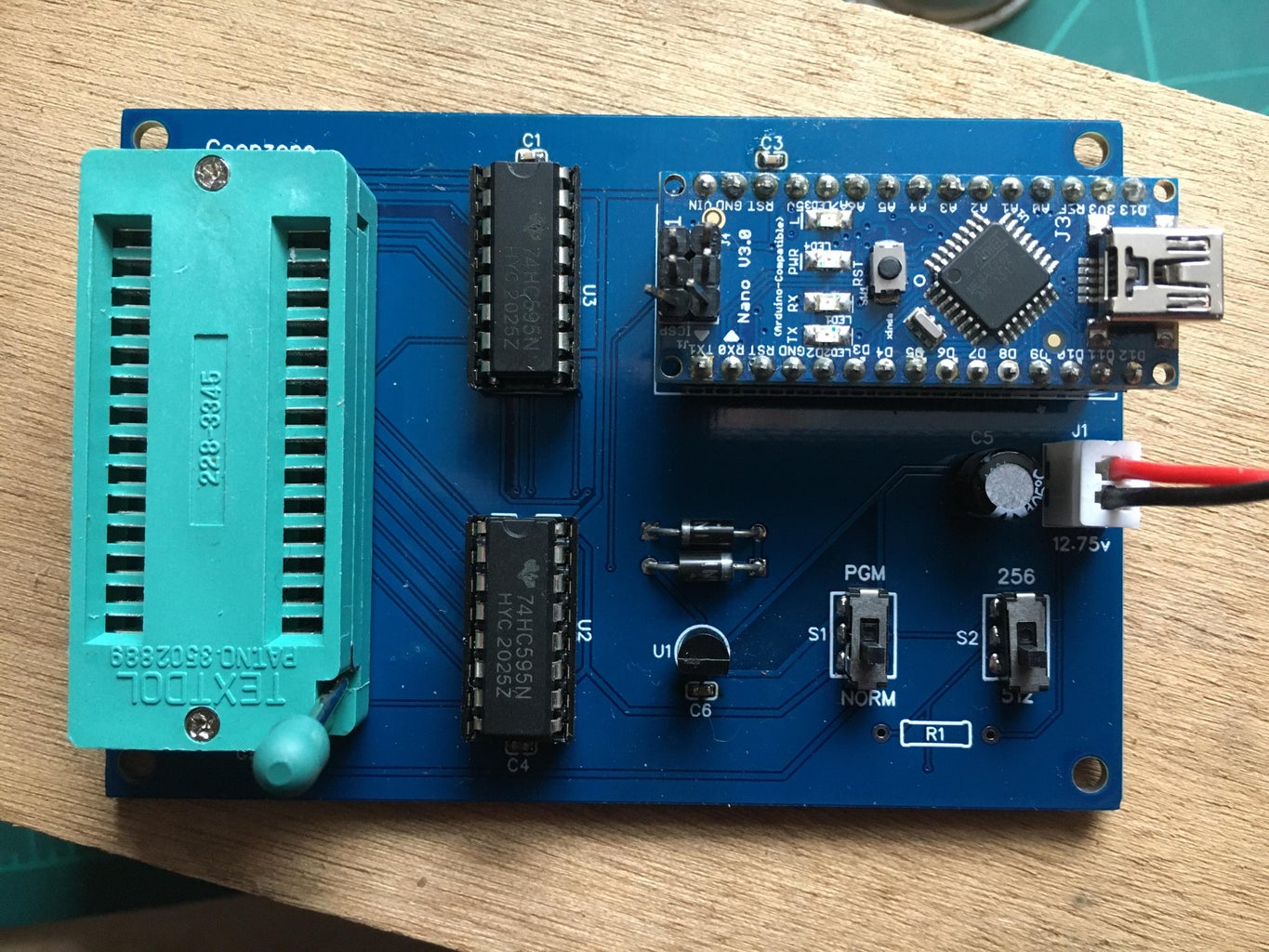 Classic 27c256 27c512 EPROM Programmer Using Nano : 3 Steps - Instructables