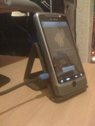 Cell Phone Desktop Stand