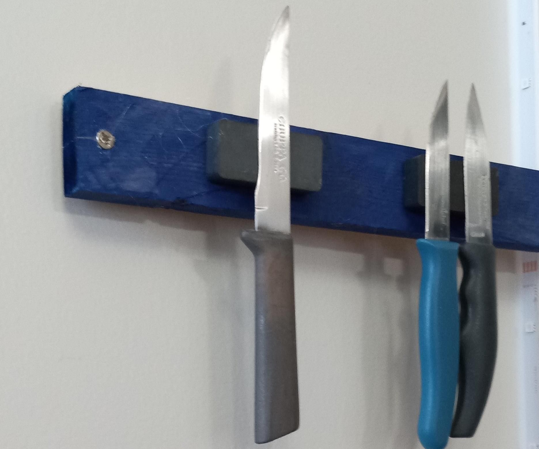Magnetic Kitchen Knife Holder.