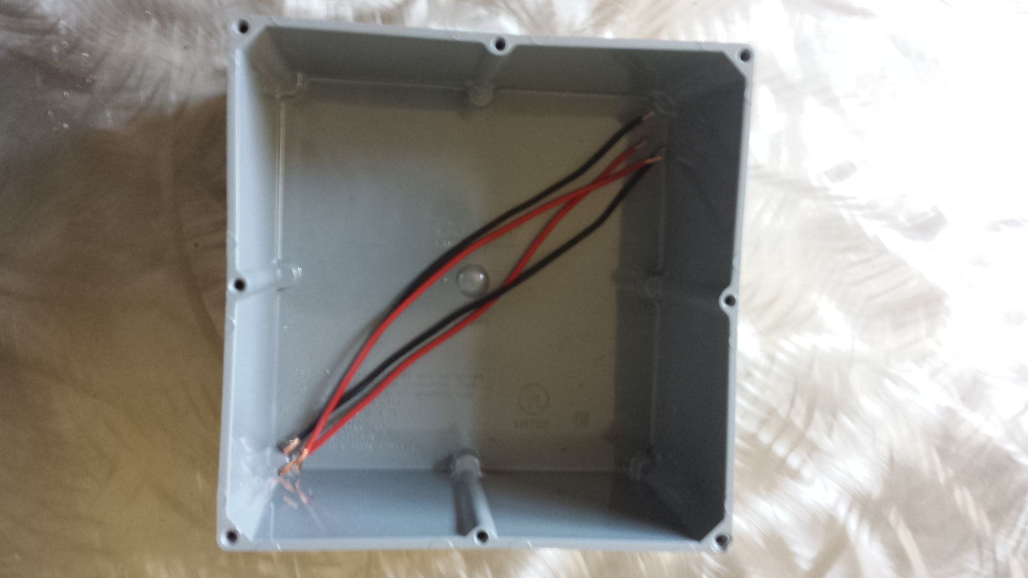 Sealed Battery Box 12v/24v Using a DPDT Switch 7 Steps Instructables