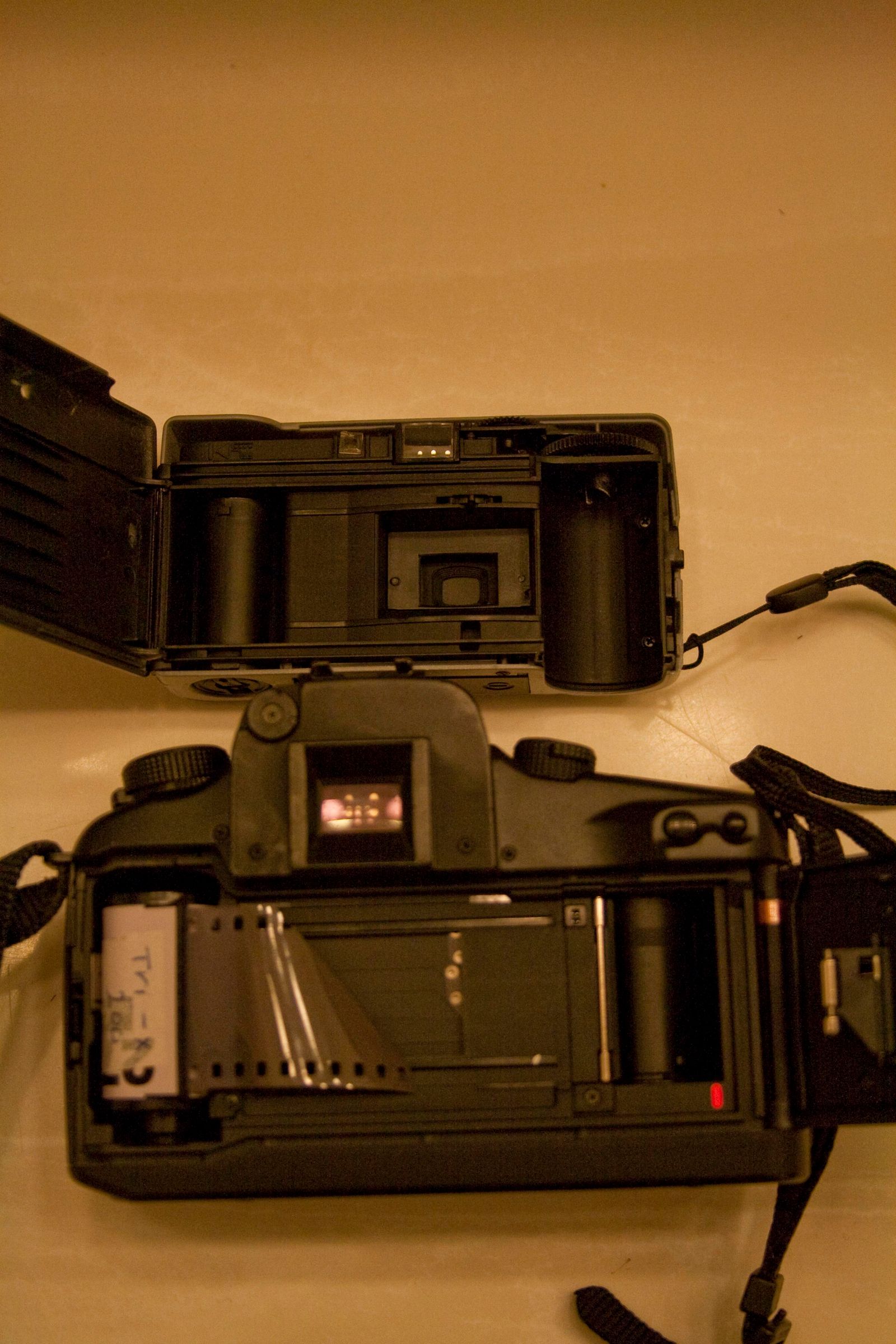 Hacking the Walgreens Forever Camera for Near Free Film 3 Steps