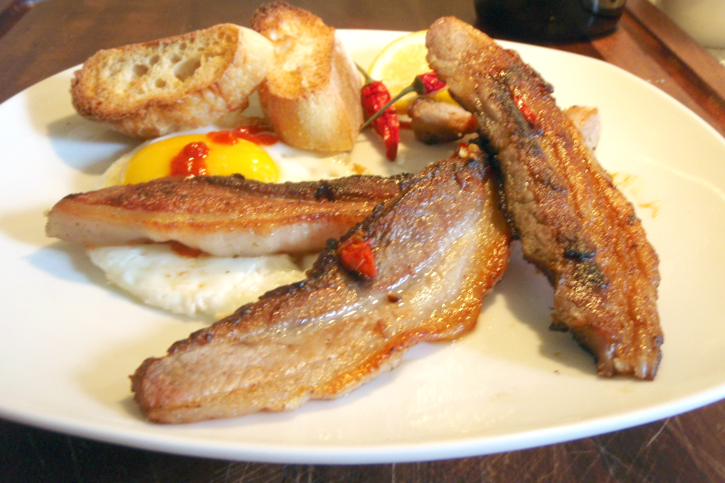 Chili-Studded Chipotle Pepper Bacon