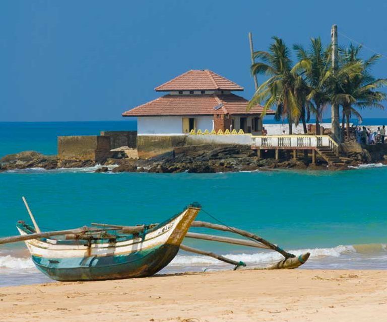 How to Travel in Sri Lanka