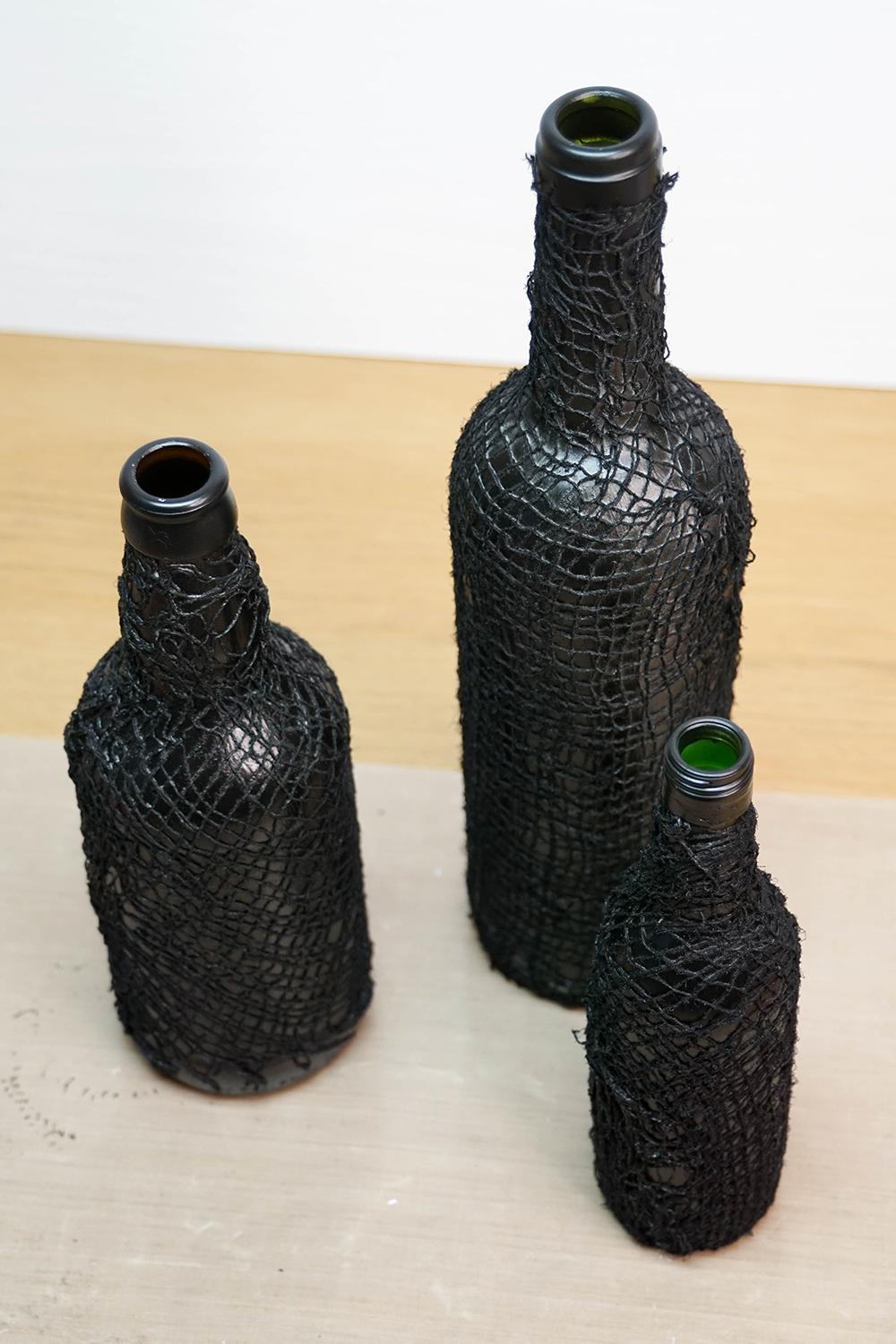 No Colors Anymore, I Want Them to Turn Black