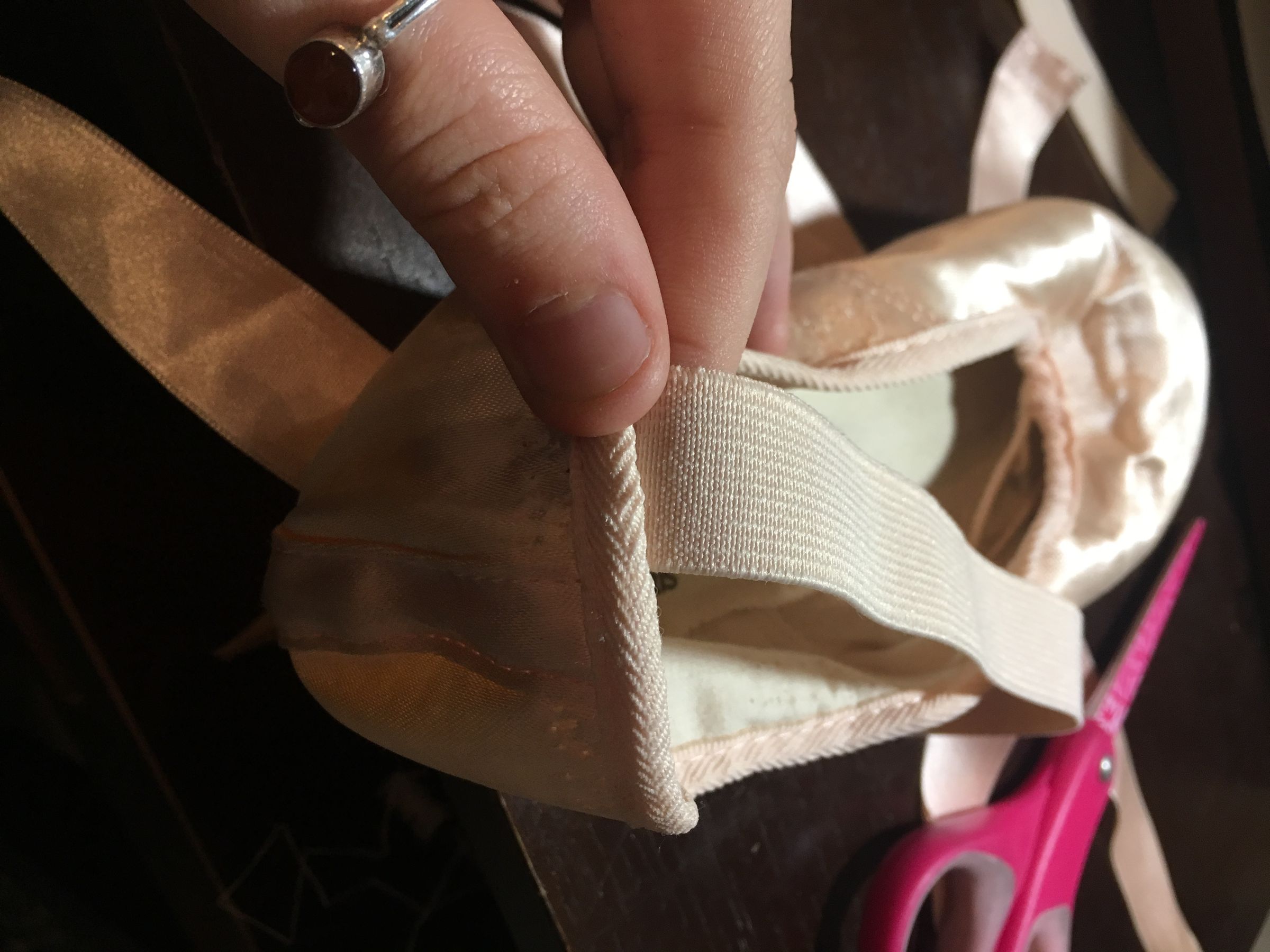 How to Sew Pointe Shoes for Beginners 7 Steps Instructables