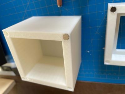 Place Magnets, Acrylic Screen and Matrices
