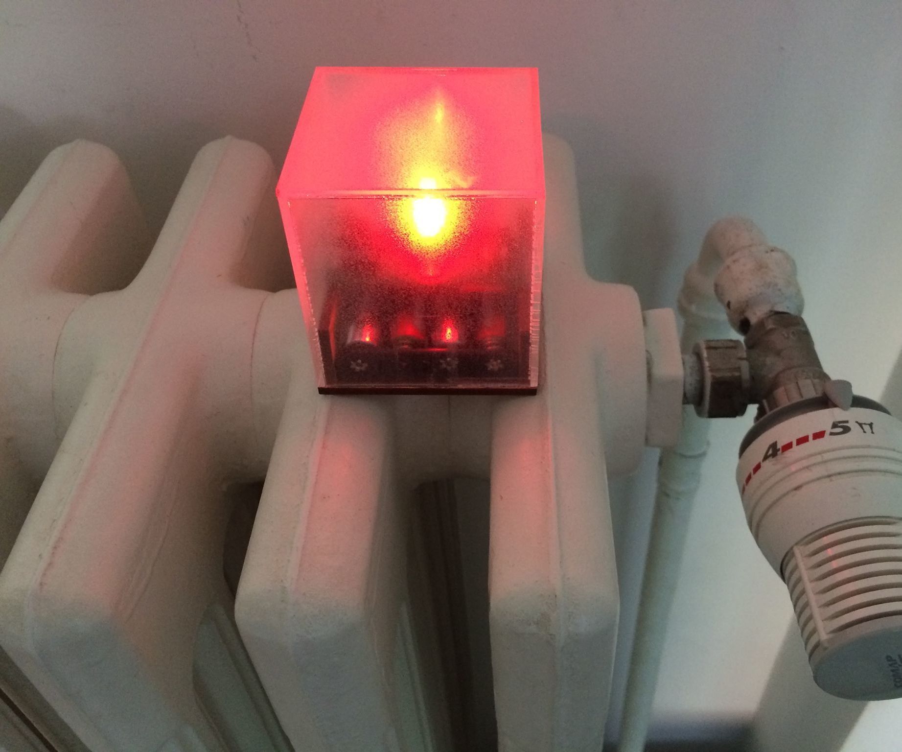 Temperature Changing Color Cube