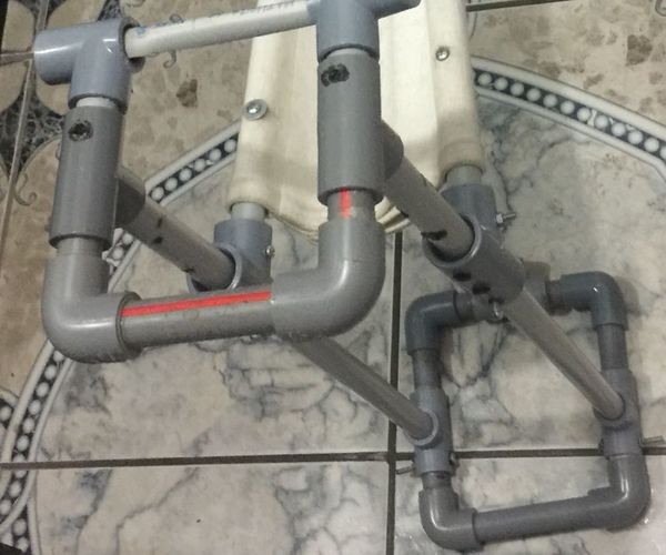 Hand-Free Crutches